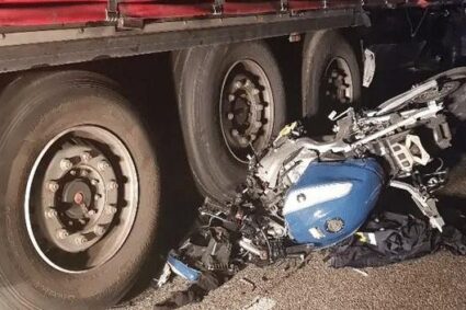 Tivaouane : terrible choc entre une moto et un camion, deux morts